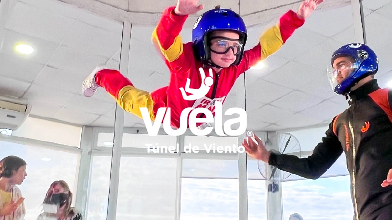 Desarrollo de Identidad de Marca para Vuela Túnel de Viento - deltomate comunicación y diseño